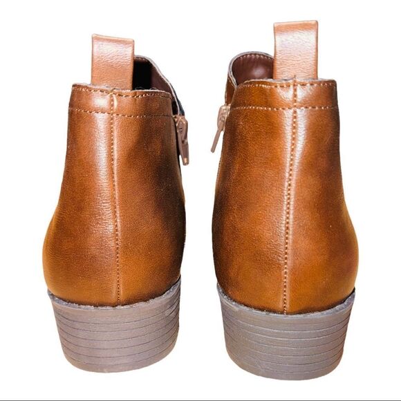 Sun + Stone Boots Womens 8M Brown Cadee Ankle Booties Zip Almond Toe Leather - Picture 7 of 11